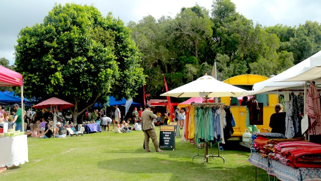 8. 第一日曜日限定バイロンベイマーケットへ! (追加オプション:$30) 8. 第一日曜日限定バイロンベイマーケットへ!(追加オプション:$30)